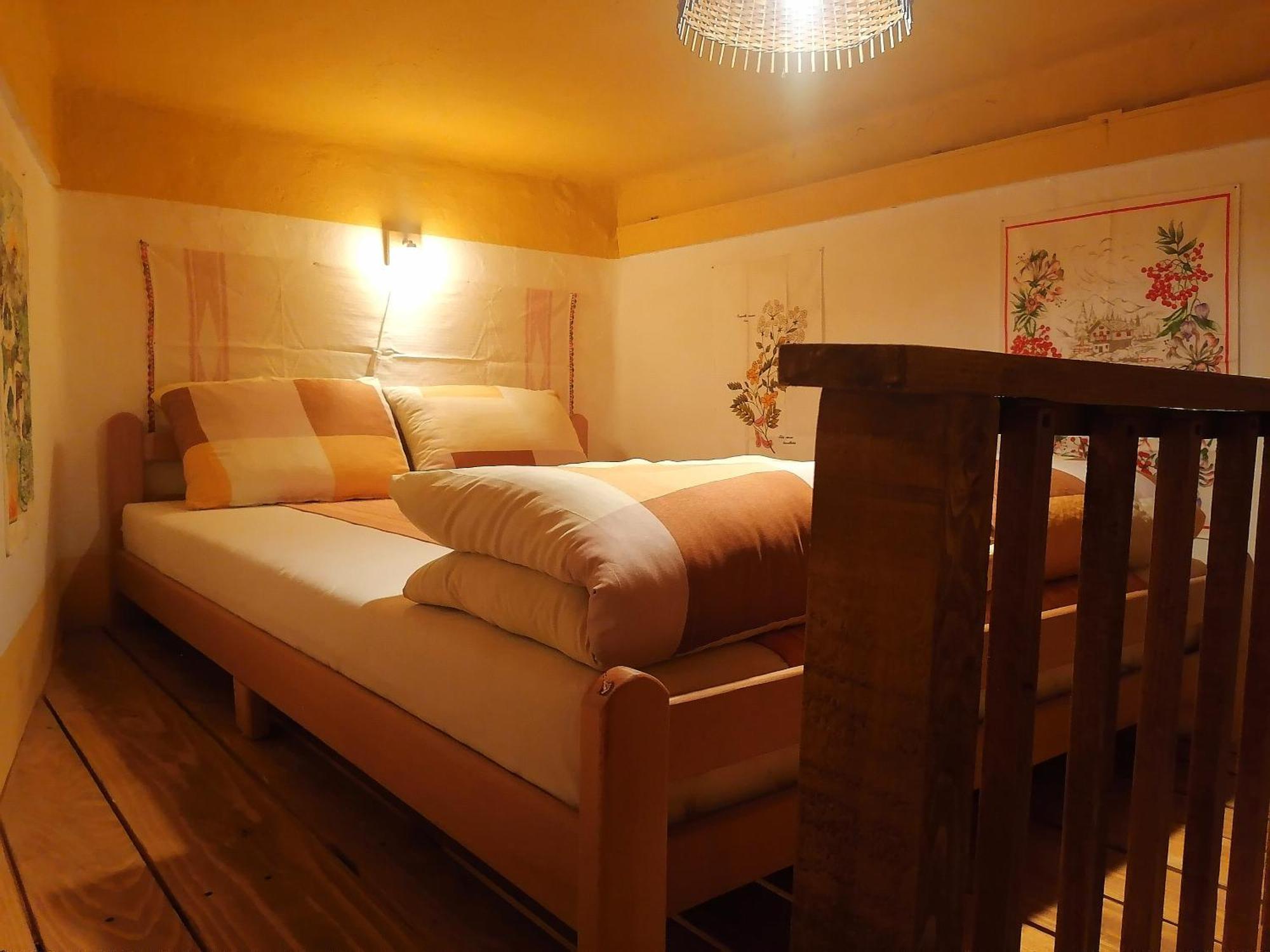 Base For Adventurers - Urban Guerrilla Hotel Negotin Kamer foto